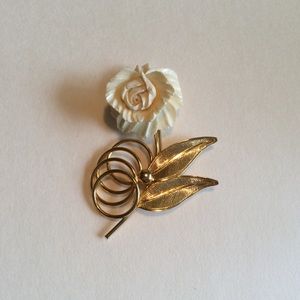 Vintage Sorrento Gold Filled Genuine Floral Brooch